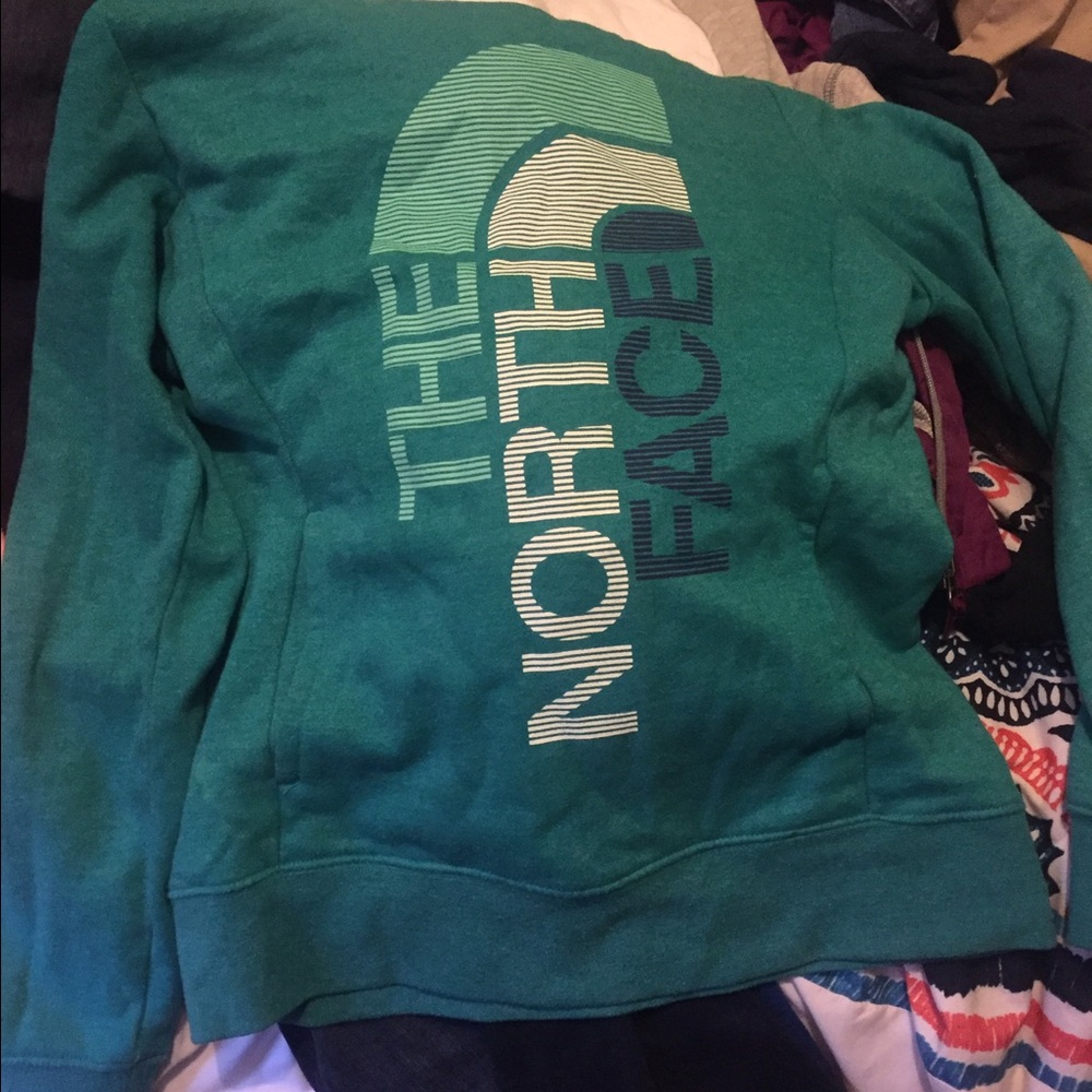 🥳 SOLD Northface hoodie